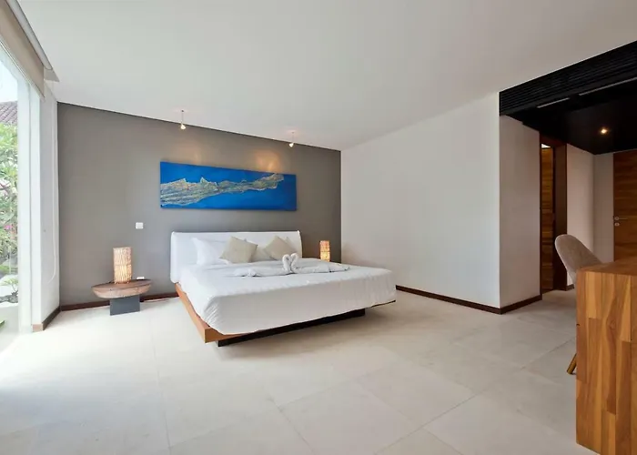 Olympia Villa *